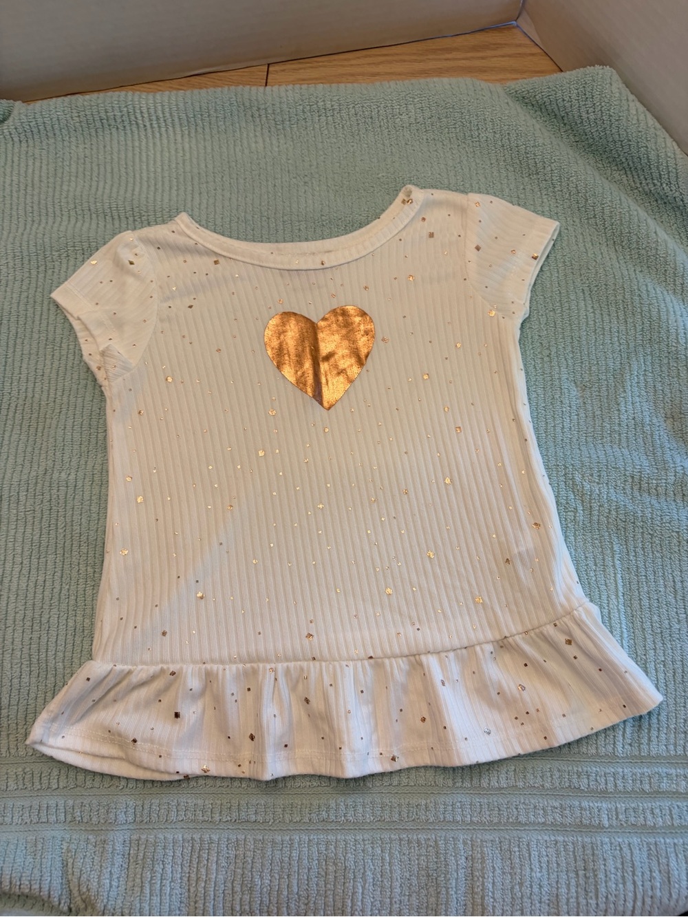 Nannette White Short-Sleeve Top with Gold Heart
